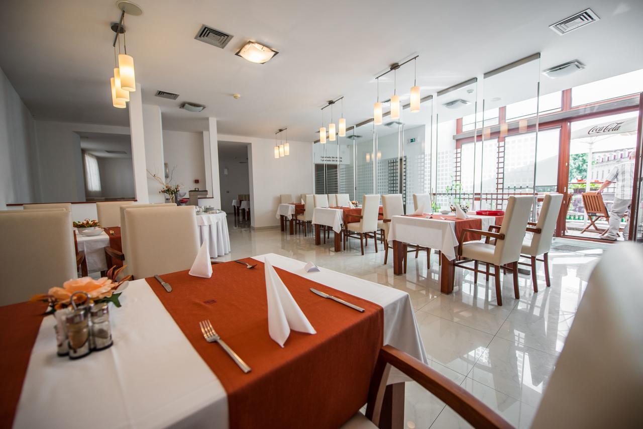 Garni Hotel Praha Trenčianske Teplice Esterno foto
