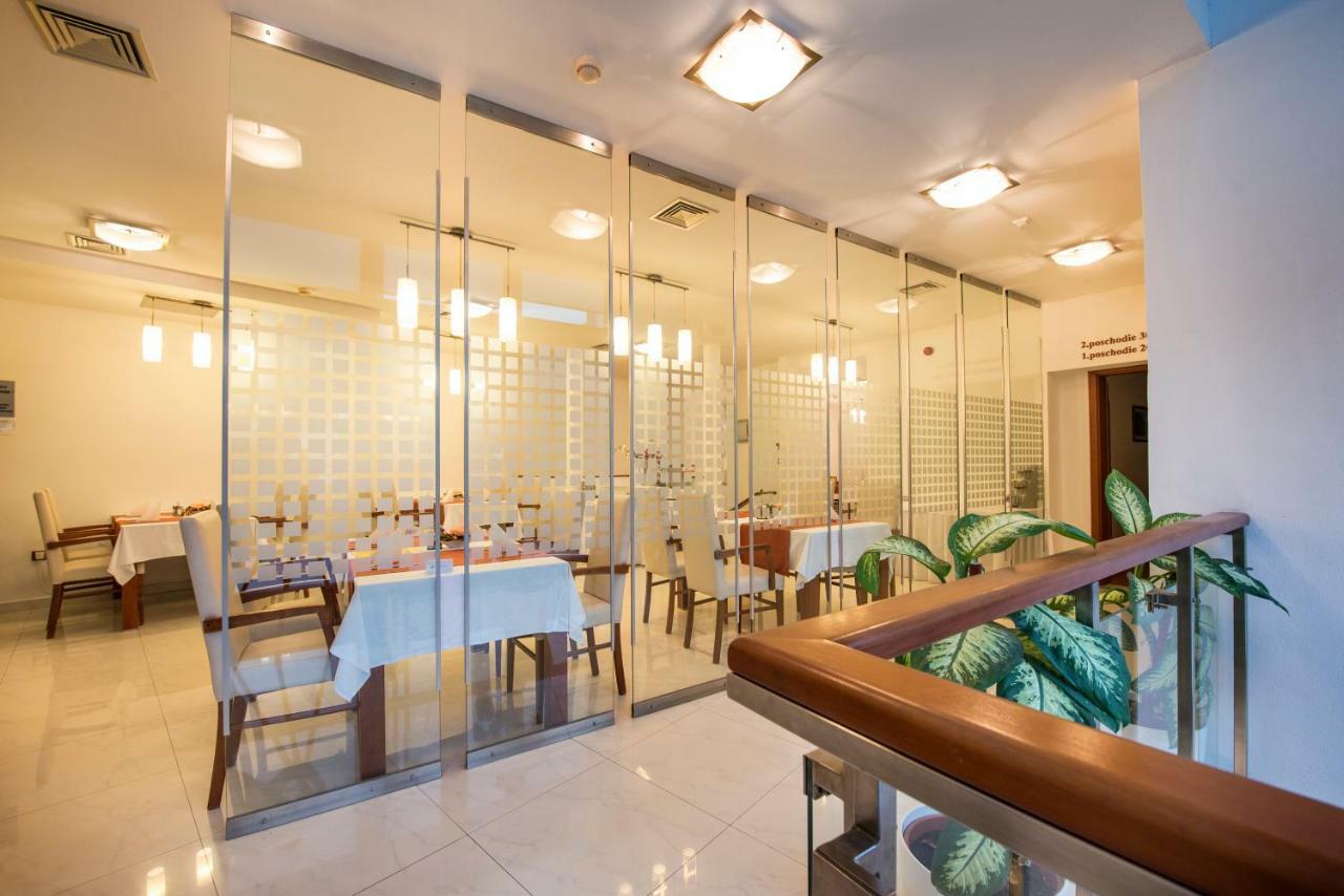 Garni Hotel Praha Trenčianske Teplice Esterno foto